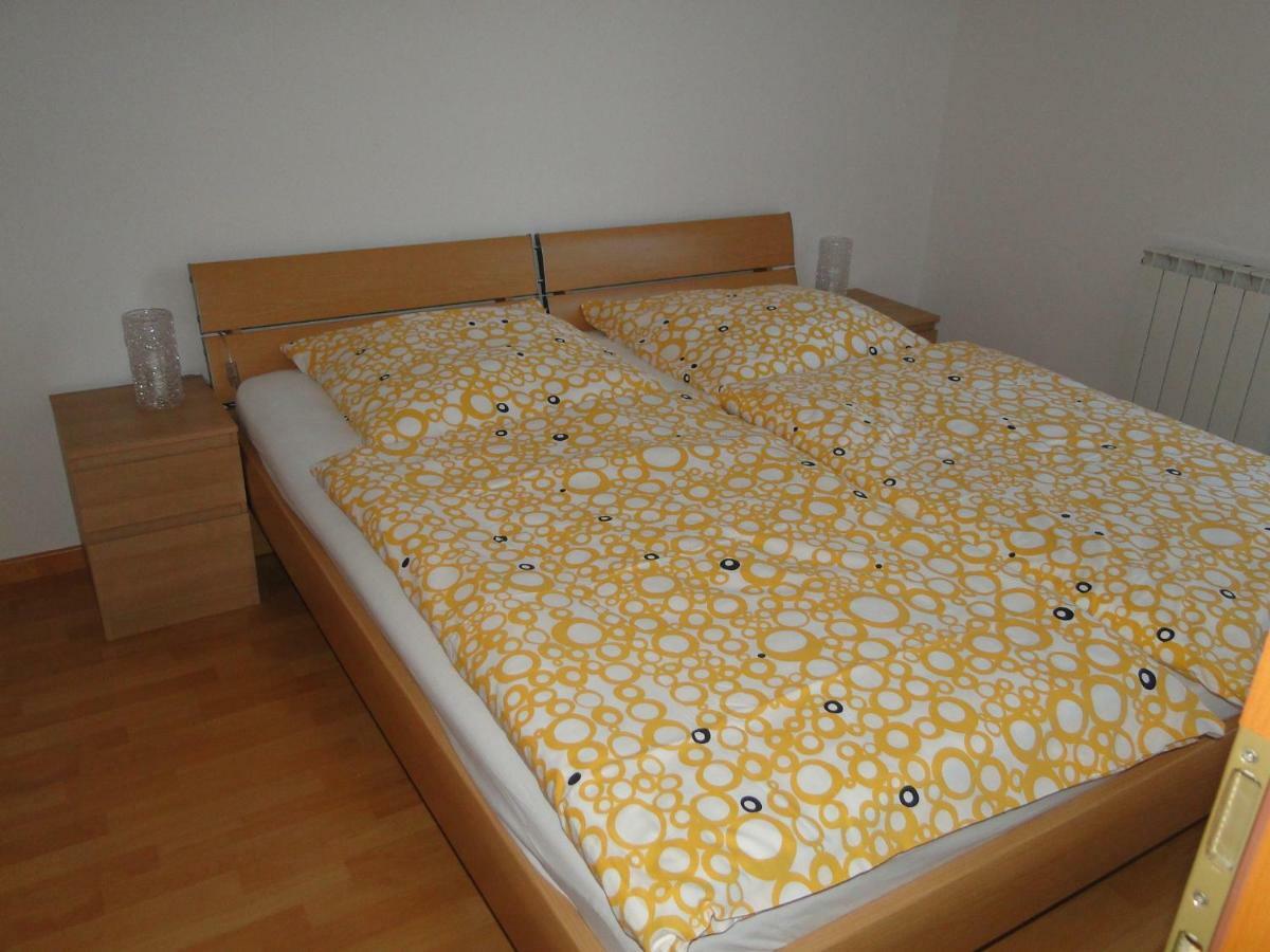 Zele Apartment Dolac Exterior photo